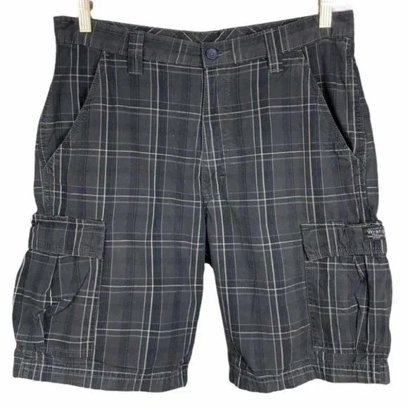 7 for $25 sale 🌟 Wrangler Men's Gray Black 100% Cotton Plaid Cargo Shorts 32 - Picture 2 of 10